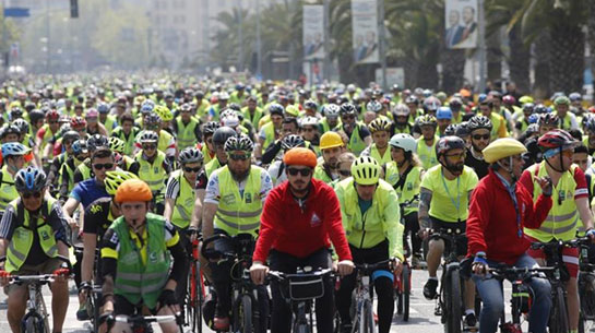 thousands-of-cyclists-around-turkey-pedaled-for-green-crescent-k.jpg