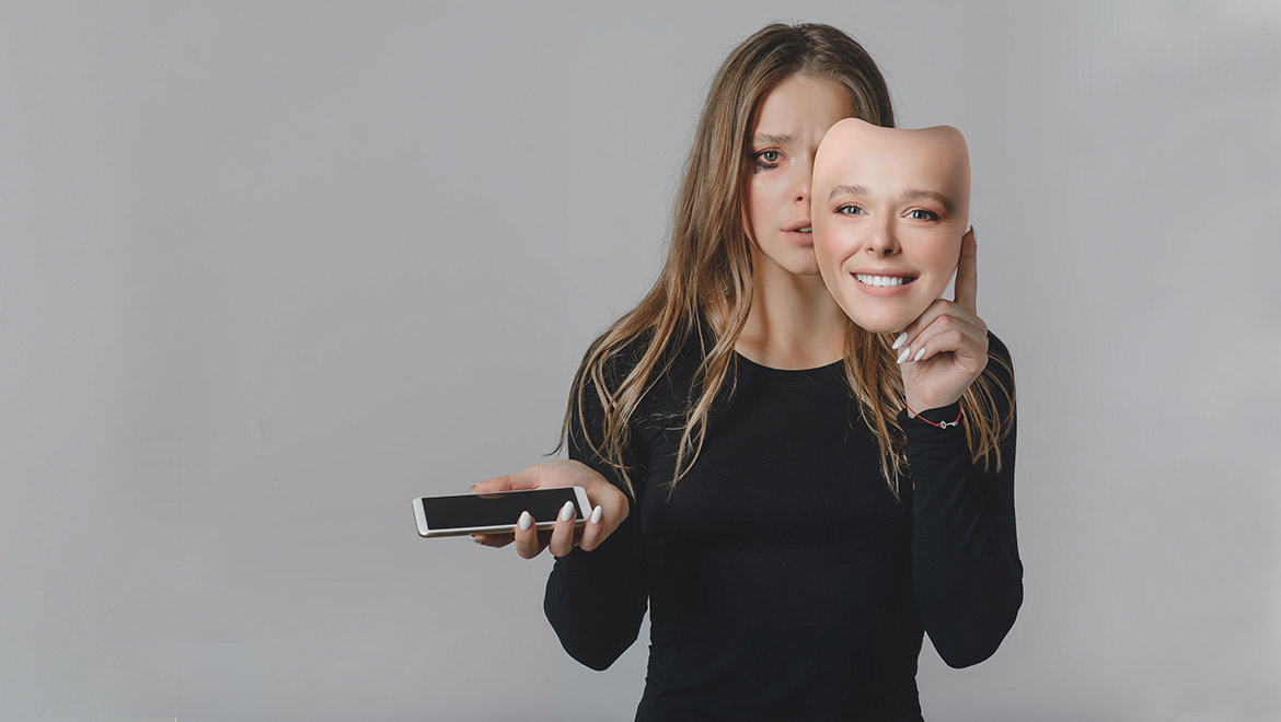 Sosyal Medyada Dayatılan Güzellik Büyük Bir Yanılgı